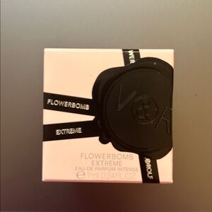 Viktor & Rolf Pink and Black Extreme Flowerbomb Dabber